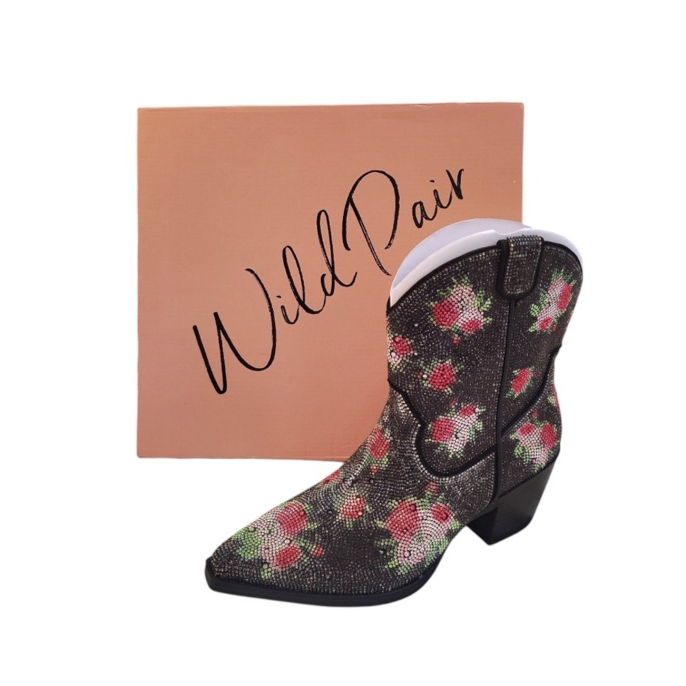 Wild Pair Lacey Black Bling Heeled Cowboy Boots SZ 7.5 NWT Pink Floral Festival